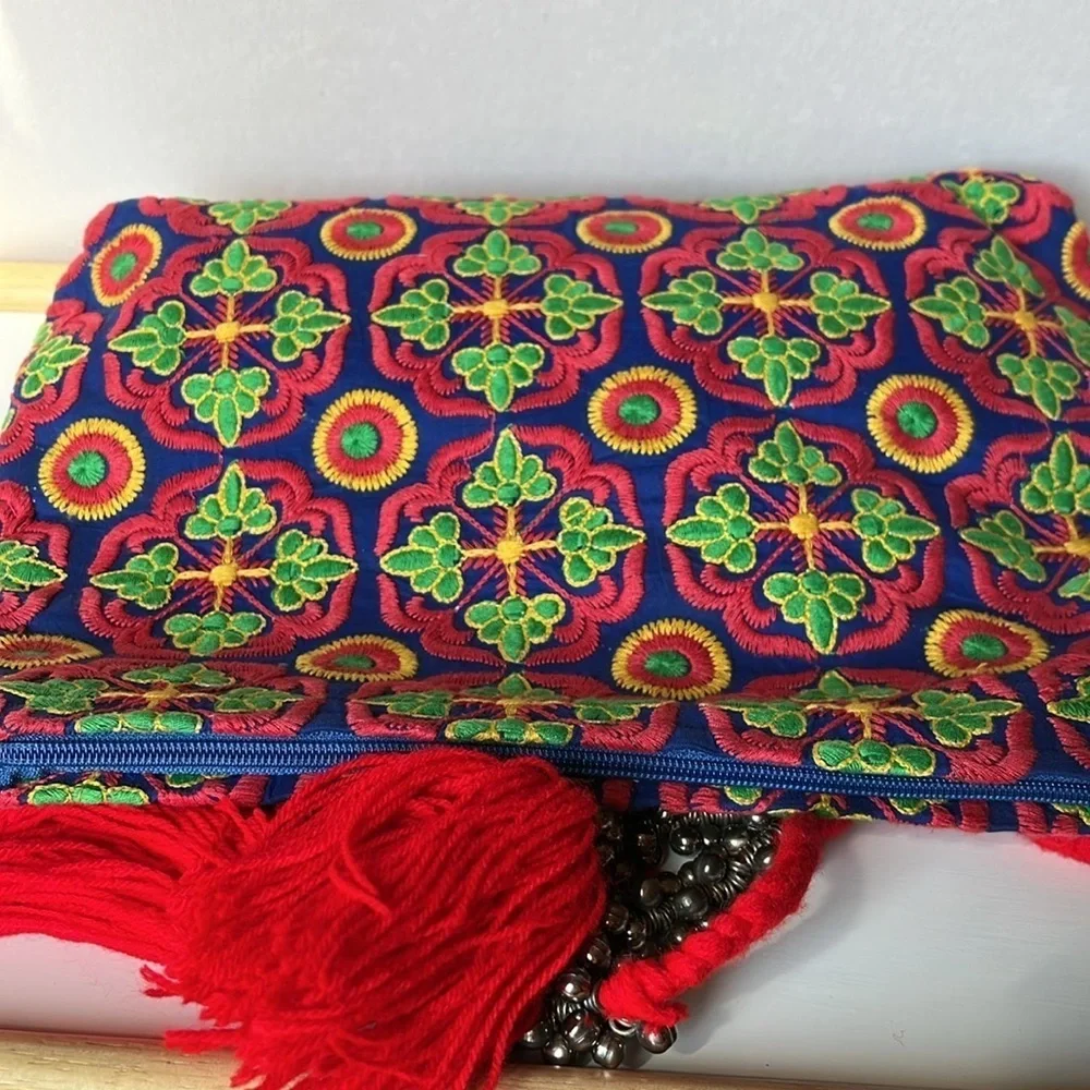 CLEOBELLA Clutch Woven Fringe Tassel Bells Yarn Bright Color Textured Bag Pouch